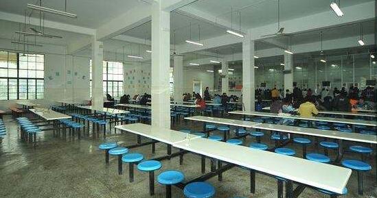 ����ȫ����Сѧʳ��ʵ����Ƶ���ȫ����